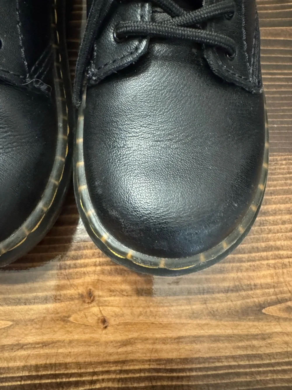 Dr. Martens Zavala Unisex Kids Black Leather Combat Boots with Side‎ Zip Size 10